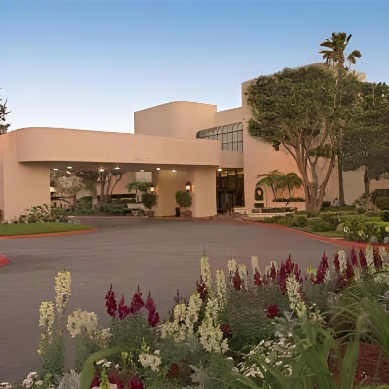 Ontario Gateway Hotel Bagian luar foto
